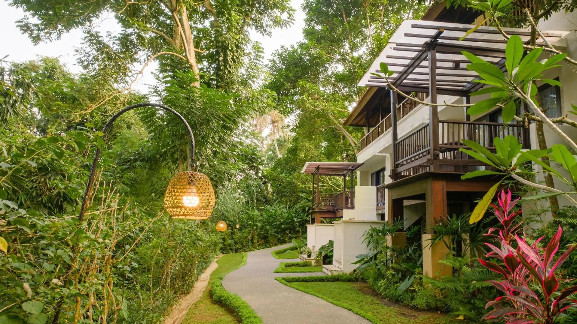 Beingsattvaa Luxury Ubud 4*, Ubud (Bali)